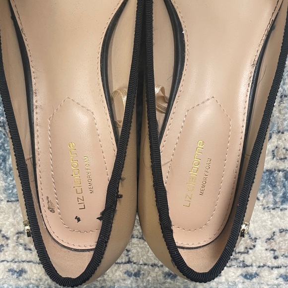 Preppy Flats - Picture 7 of 7